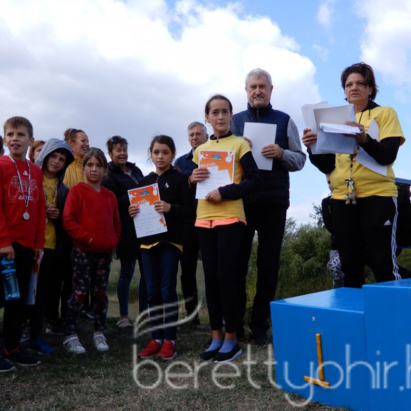 Mezei futóbajnokság Berettyóújfaluban 108